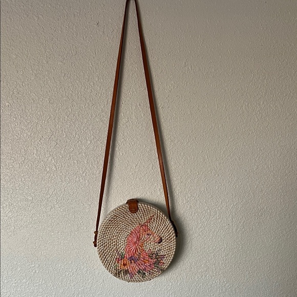 Naomi Savannah Round Woven Unicorn Crossbody Bag 25”arnd. the detail on unicorn😍 - Picture 2 of 8